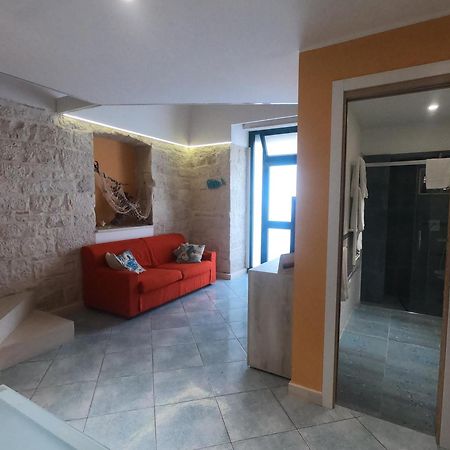 ג'ובינאצו Porto Di Mare Luxury Home מראה חיצוני תמונה