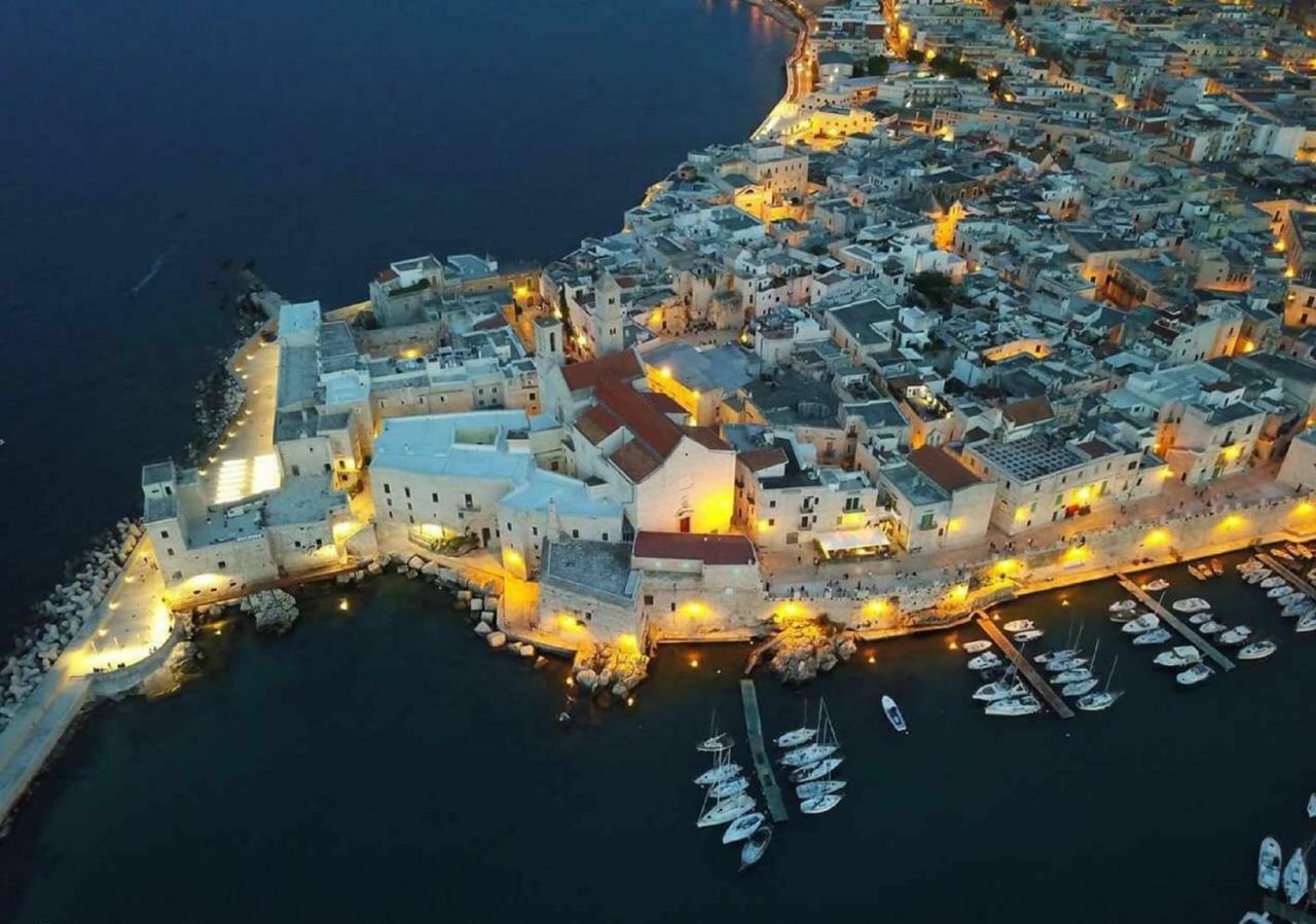 ג'ובינאצו Porto Di Mare Luxury Home מראה חיצוני תמונה