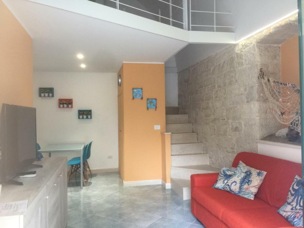 ג'ובינאצו Porto Di Mare Luxury Home מראה חיצוני תמונה